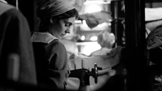 Vignette du film La Jeune femme à l&rsquo;aiguille