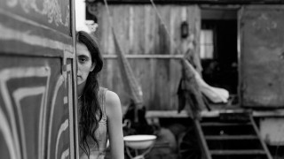 Vignette du film La Jeune femme à l&rsquo;aiguille