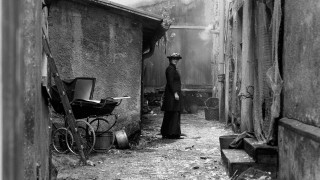 Vignette du film La Jeune femme à l&rsquo;aiguille