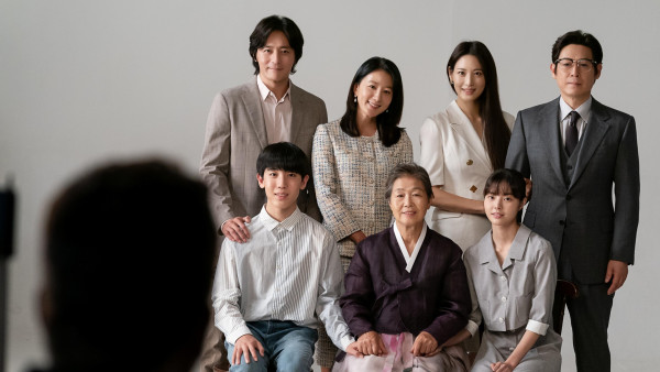 image du film A Normal Family